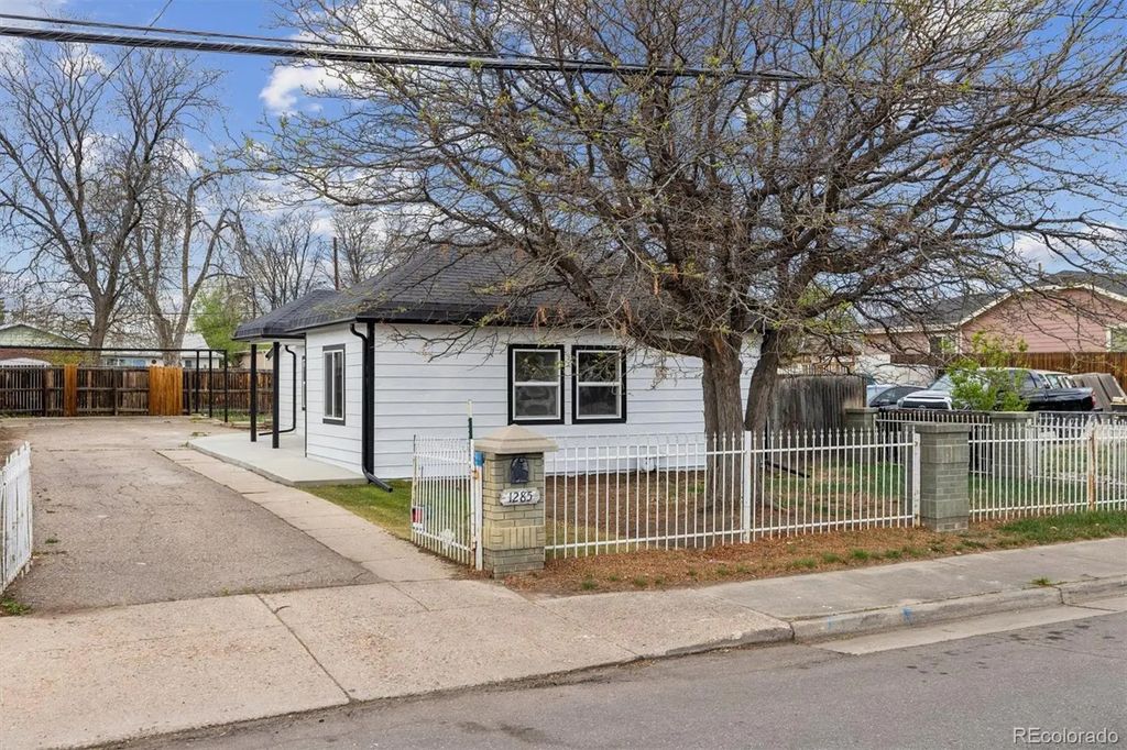 1285 S Irving Street, Denver