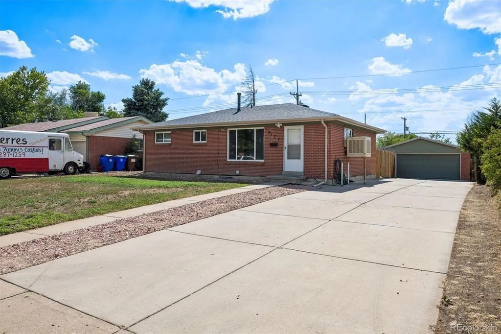 3177 Ursula Street, Aurora