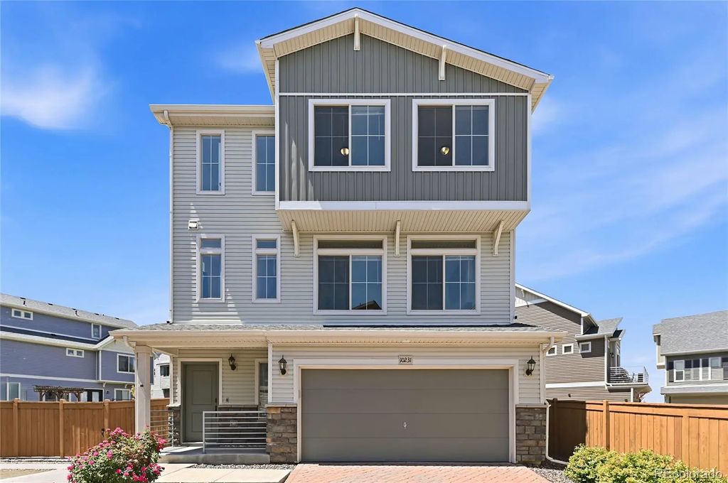 10231 Yampa Court, Commerce City