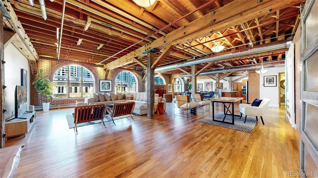 1720 Wynkoop Street 305, Denver