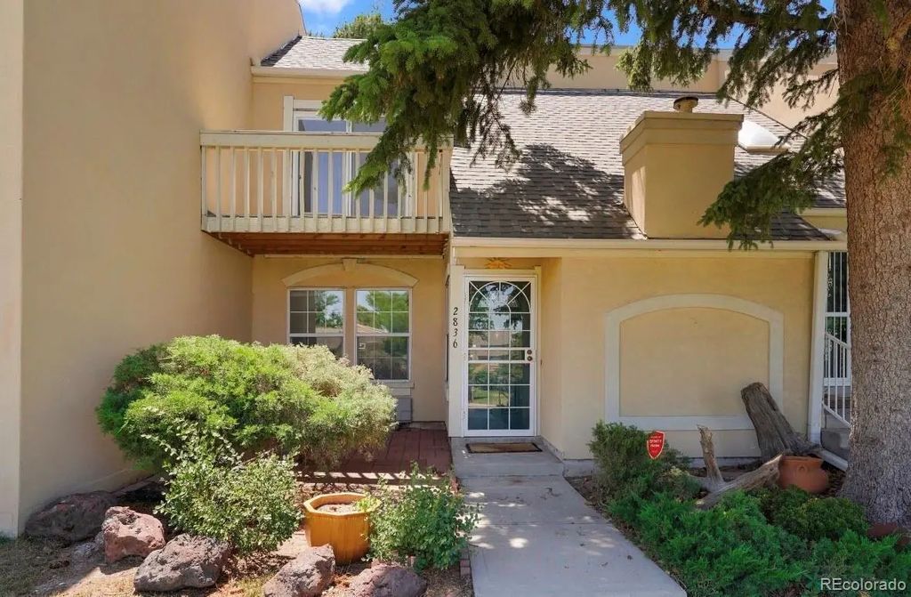 2836 S Vaughn Way, Aurora
