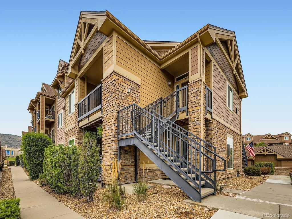 10061 W Victoria Place 204, Littleton