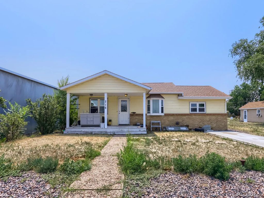 216 5th Avenue, La Salle