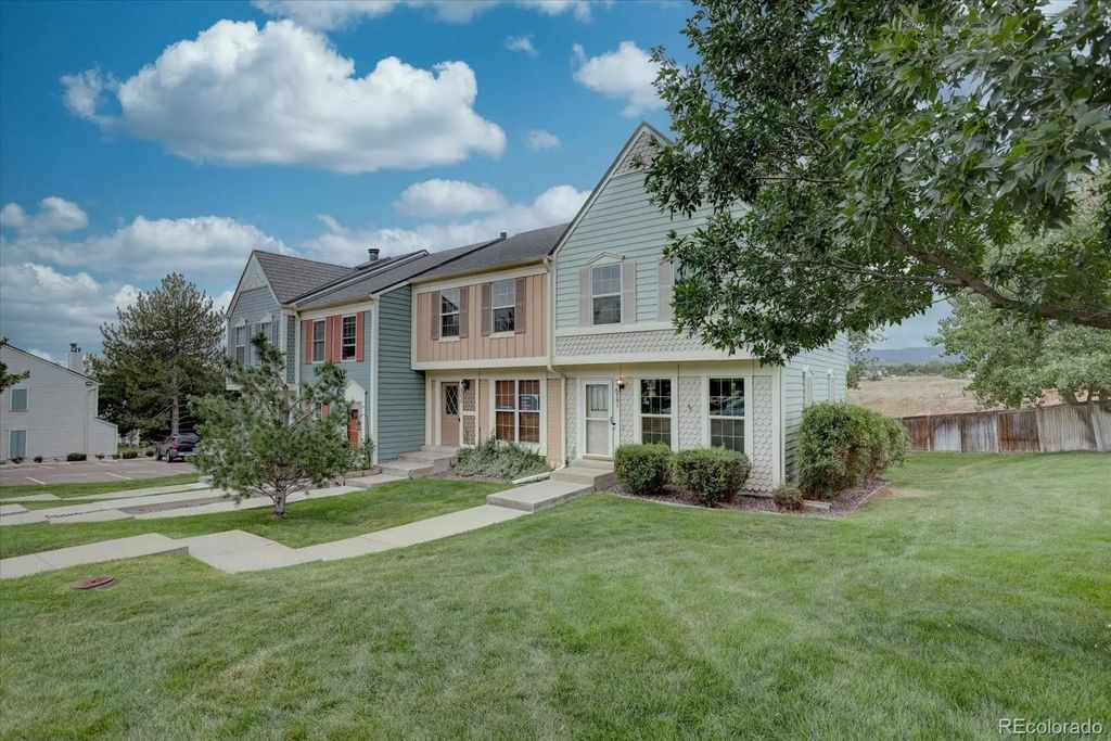 6751 S Independence Street, Littleton