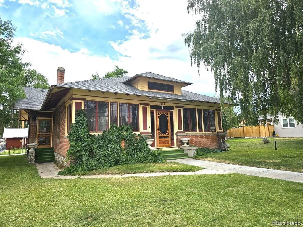 243 Park Avenue, Salida