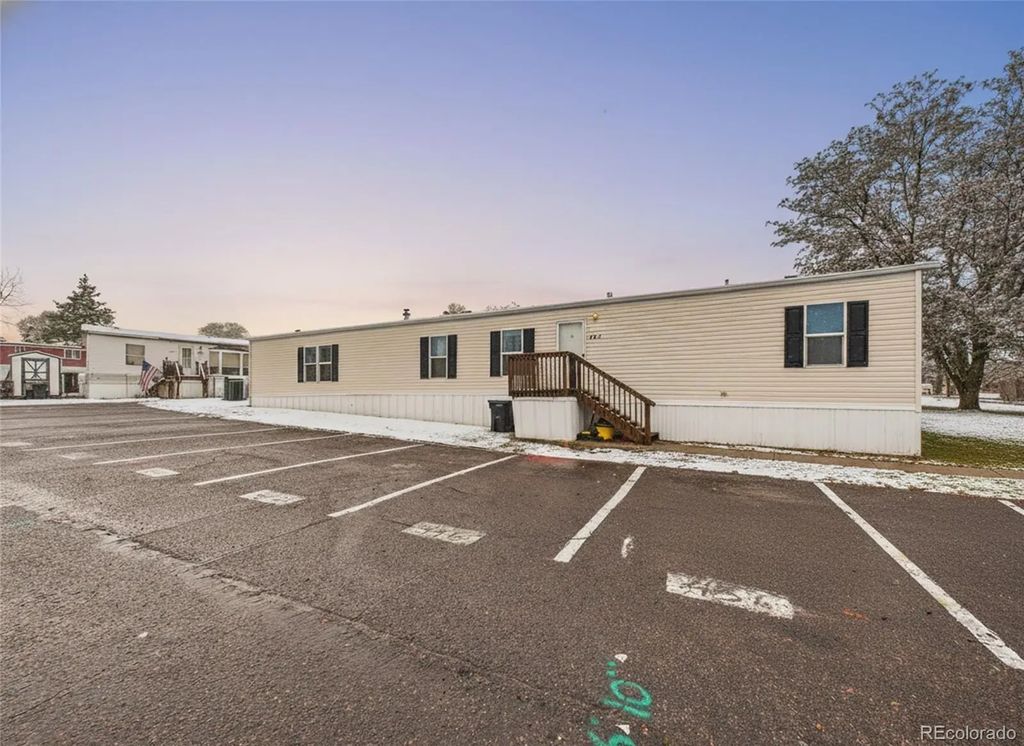 4211 E 100th Avenue, Thornton
