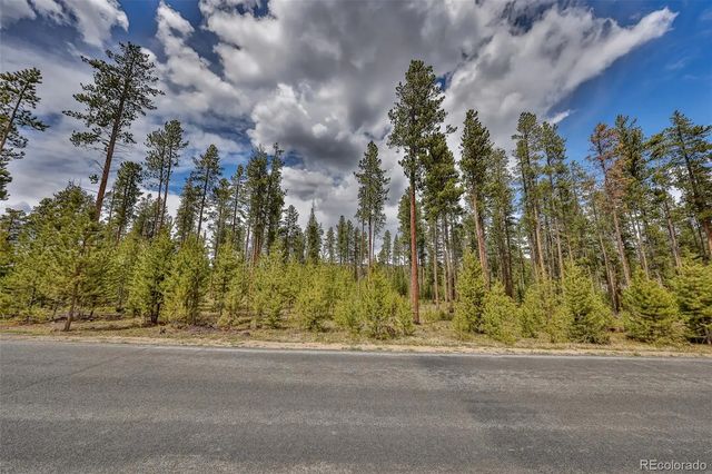 320 Mountain Peak Road, Tabernash