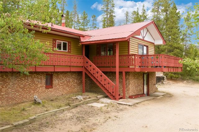363 High Road, Grand Lake