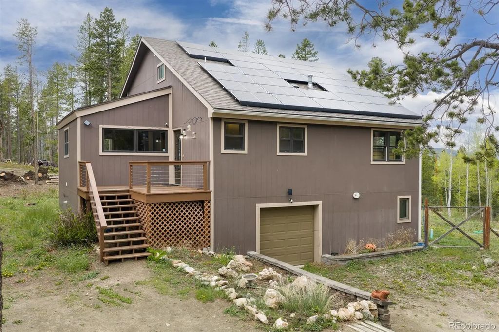 201 Genevas Way, Black Hawk