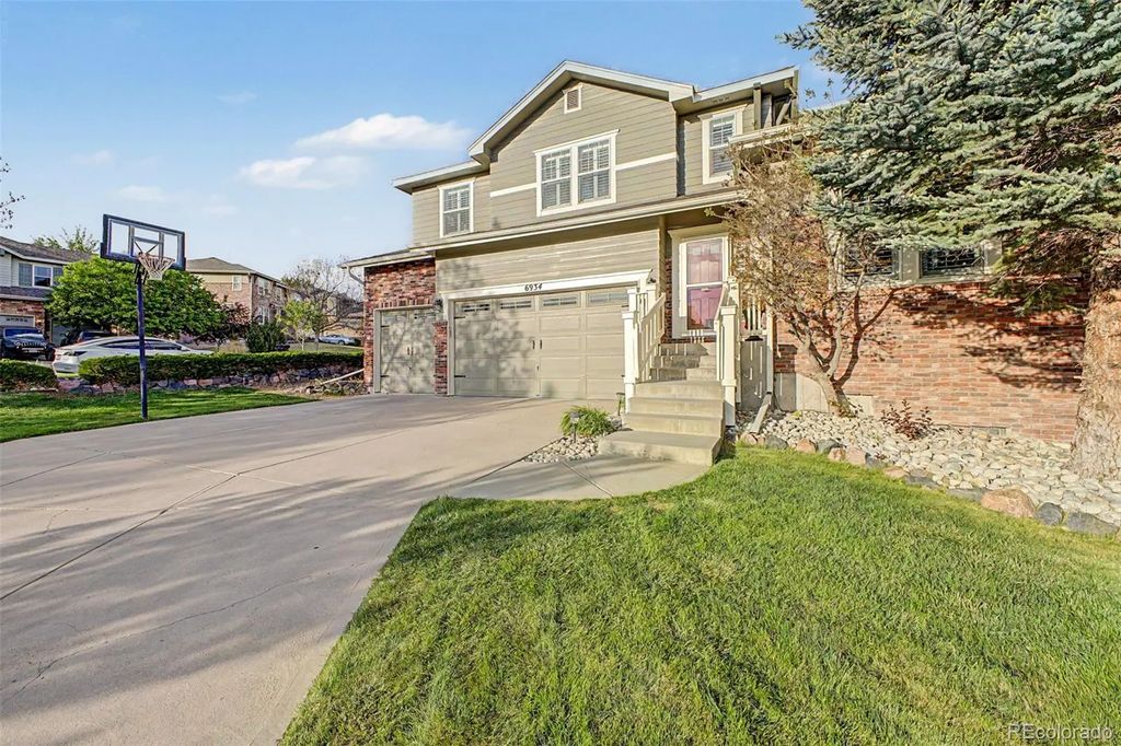 6934 S Fultondale Circle, Aurora