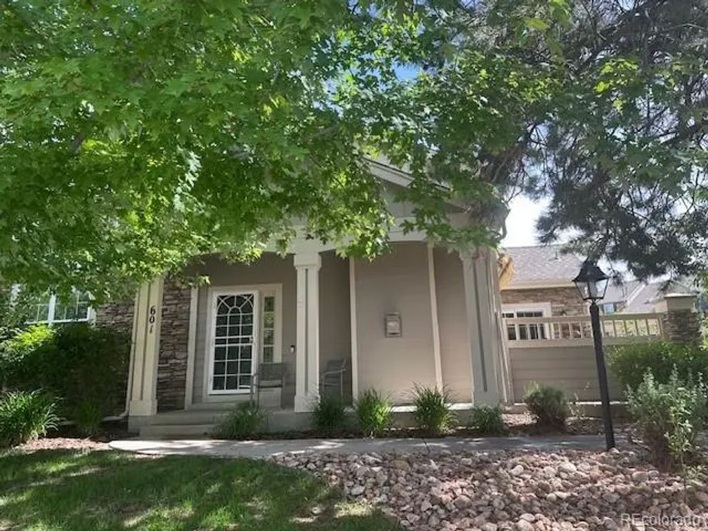 601 Clarendon Loop, Castle Pines