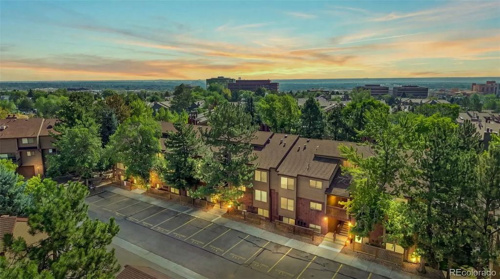 222 Wright Street 203, Lakewood