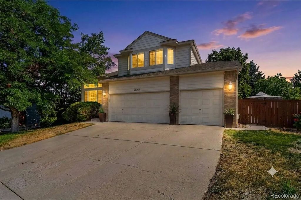 10015 Silver Maple Road, Highlands Ranch