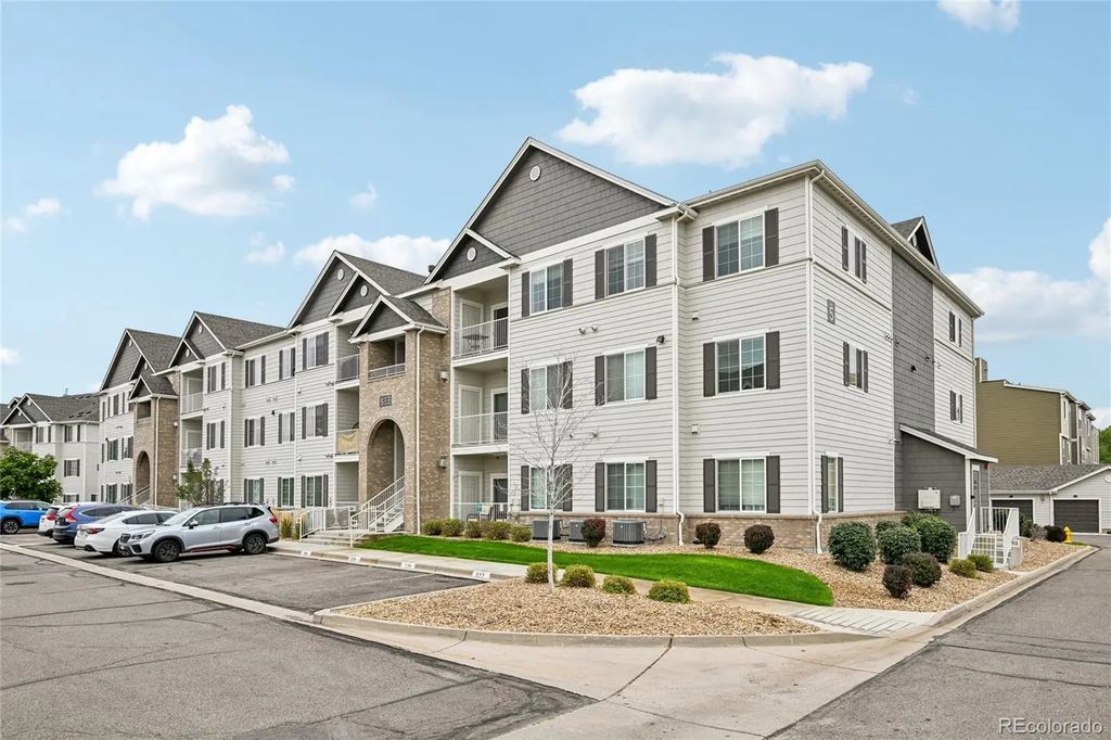 15700 E Jamison Drive 204, Englewood