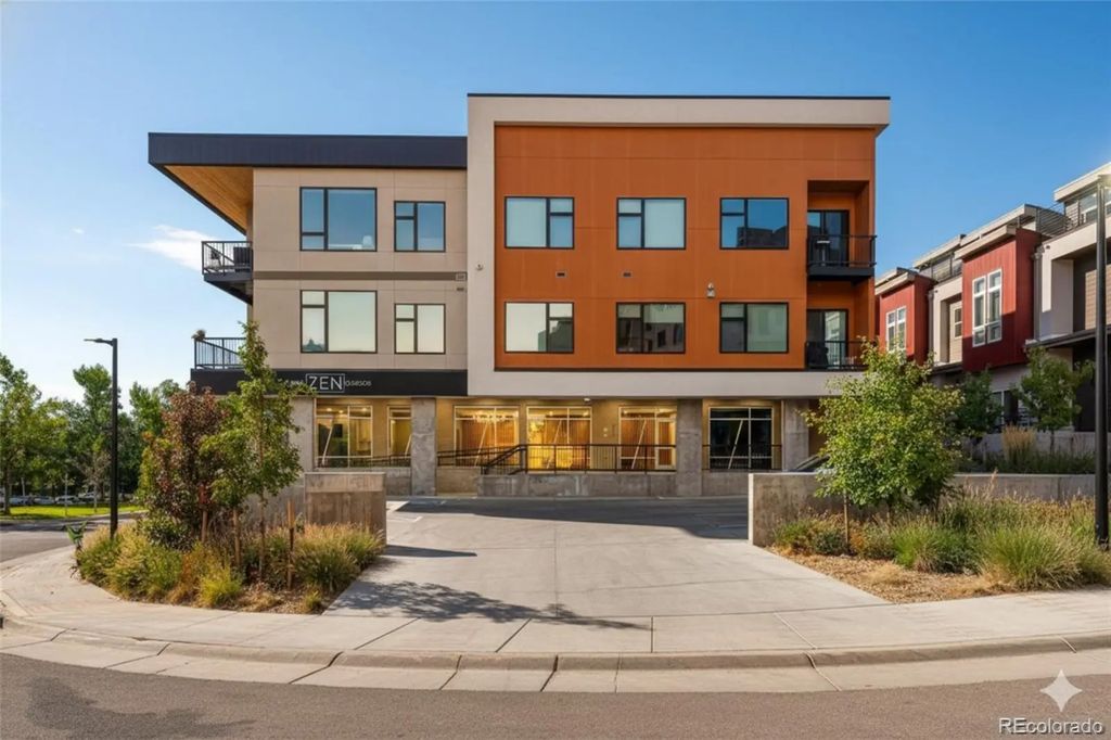 2876 W 53rd Avenue 115, Denver