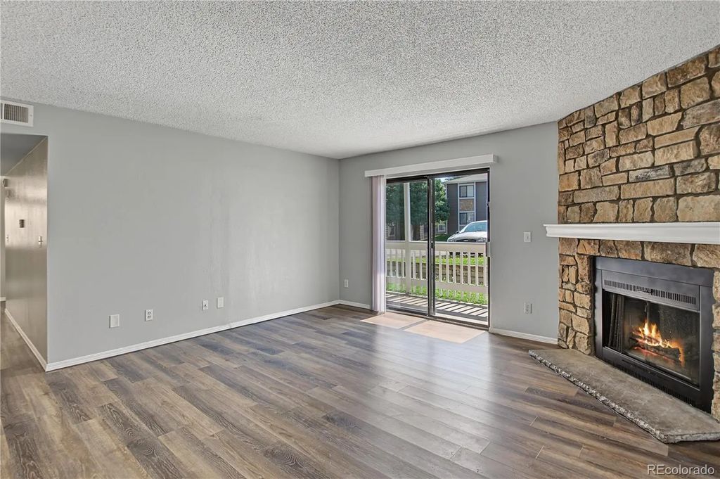 18105 E Ohio Avenue 104, Aurora