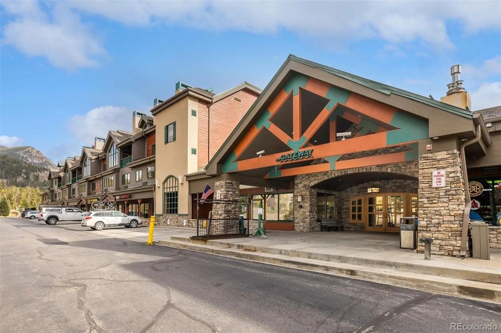 23110 Us Highway 6 5030, Keystone