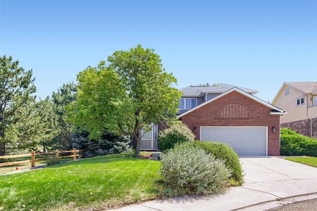 2054 Falcon Drive, Longmont