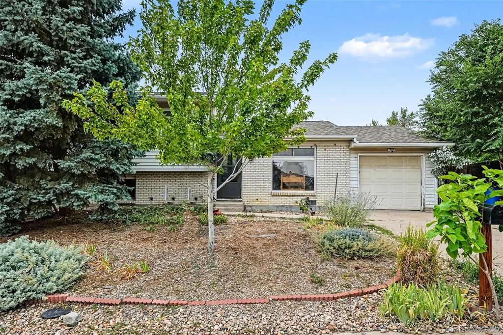 9755 Elizabeth Street, Thornton