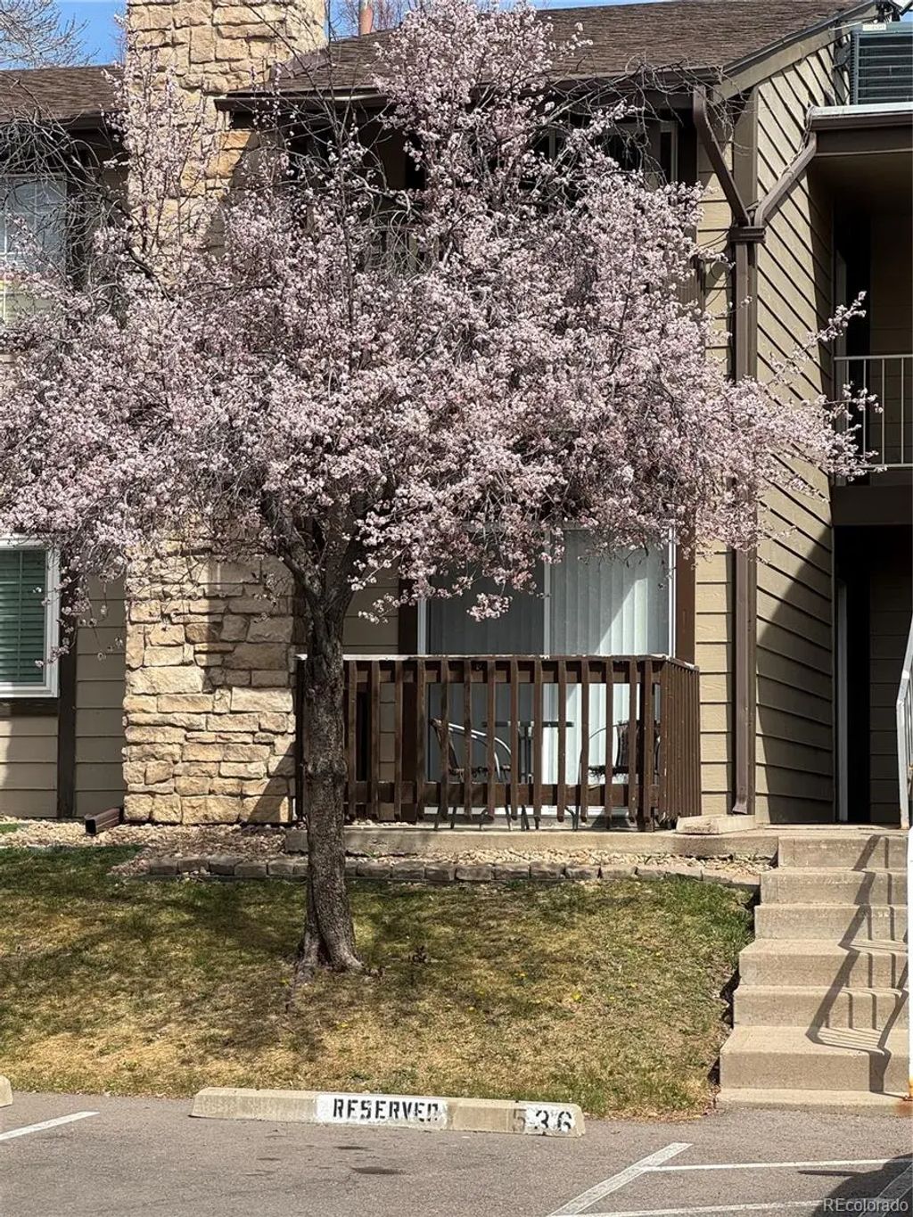 1850 S Pitkin Circle B, Aurora