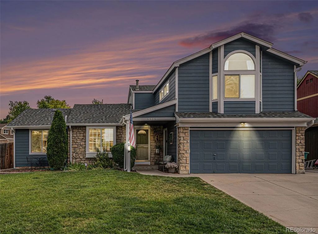 6325 S Oak Way, Littleton