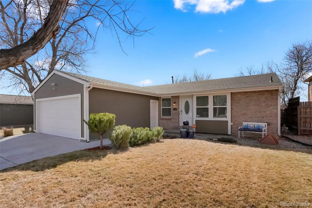 8932 W Cooper Avenue, Littleton