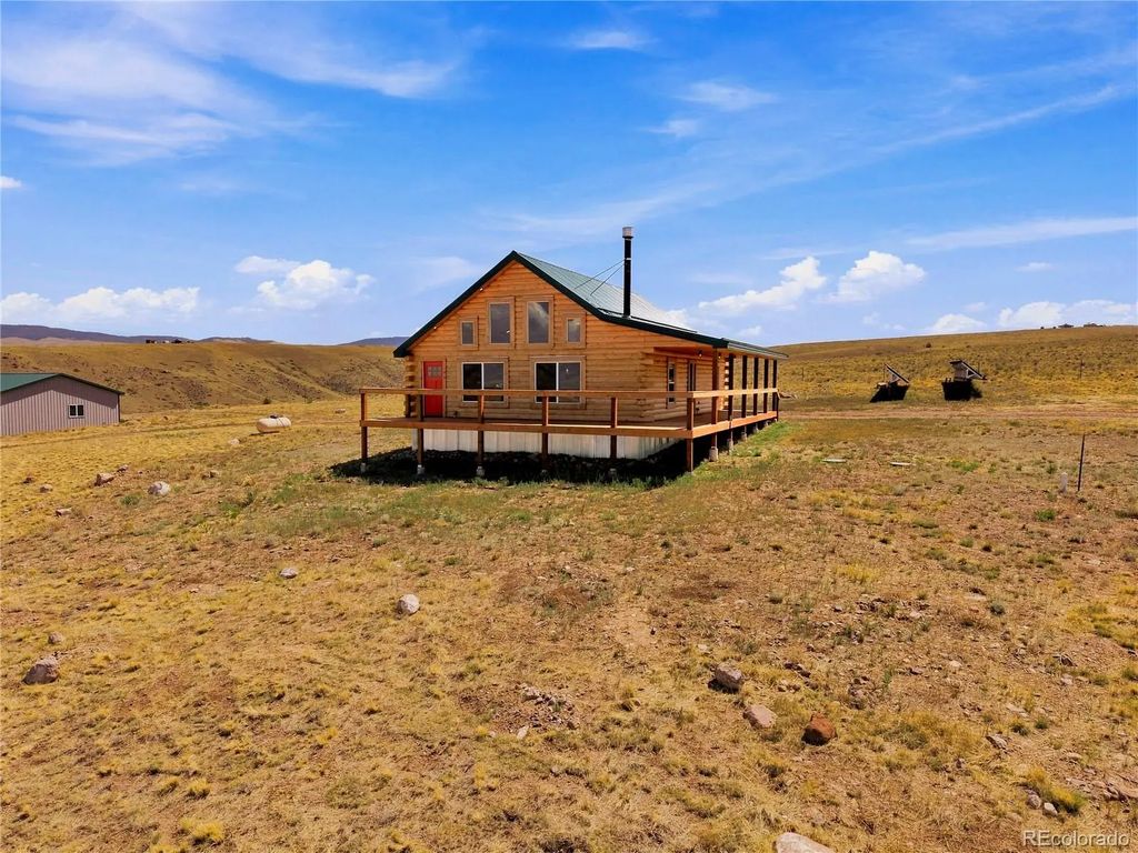 2400 Phantom Terrace Drive, Westcliffe