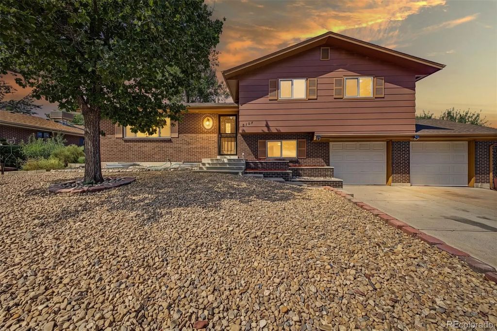 2137 S Yarrow Street, Lakewood