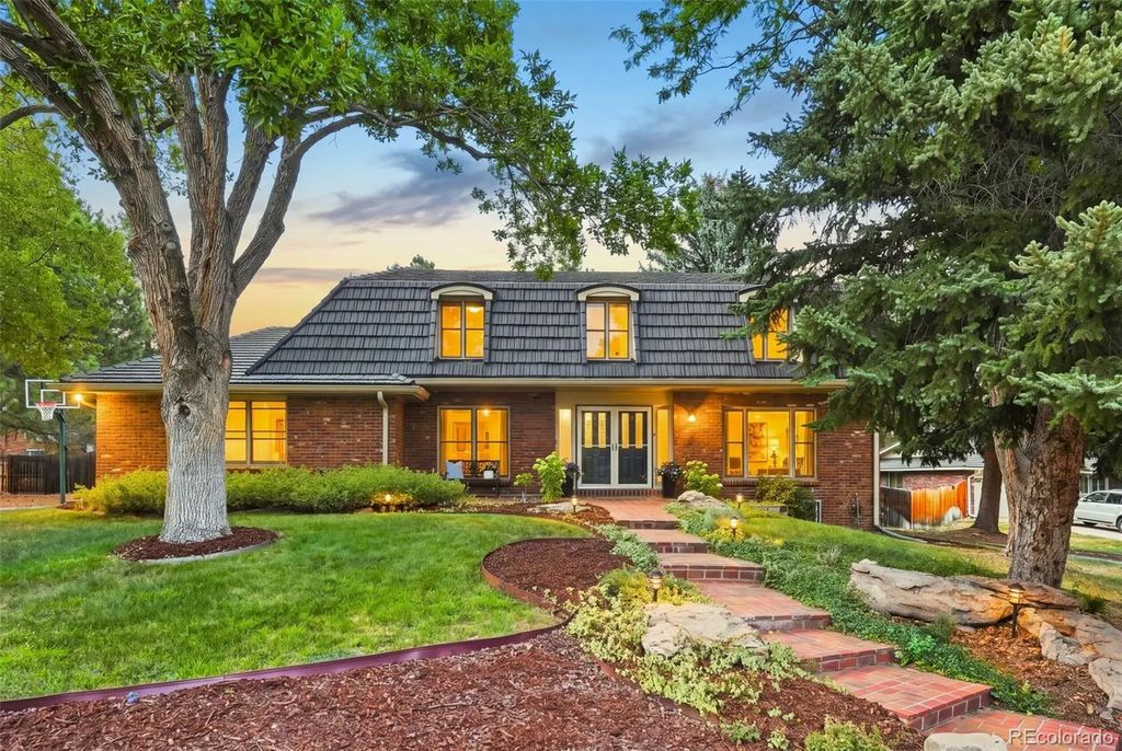 7291 W Morraine Drive, Littleton