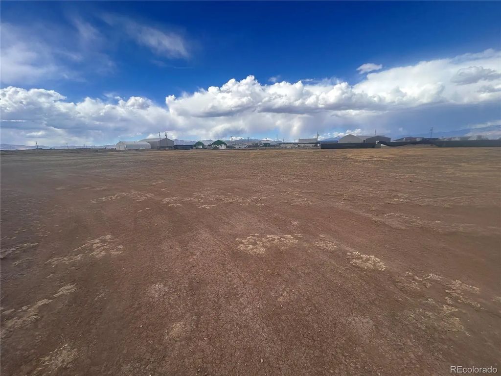 800 S Reigel Court, Moffat