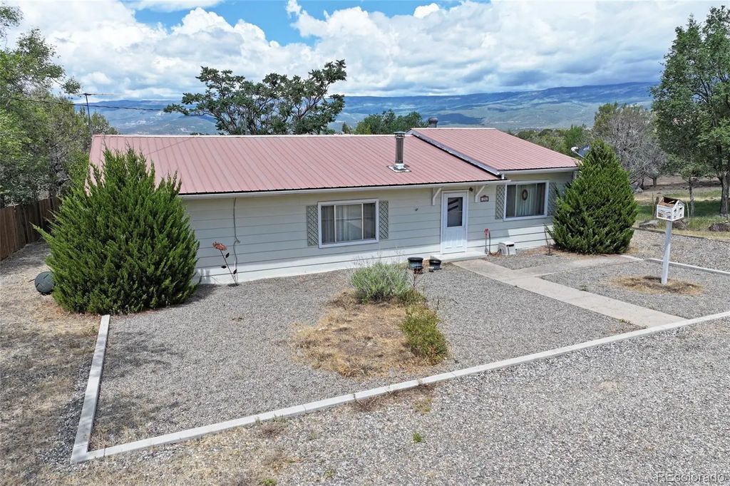 594 Nw 9th Street, Cedaredge