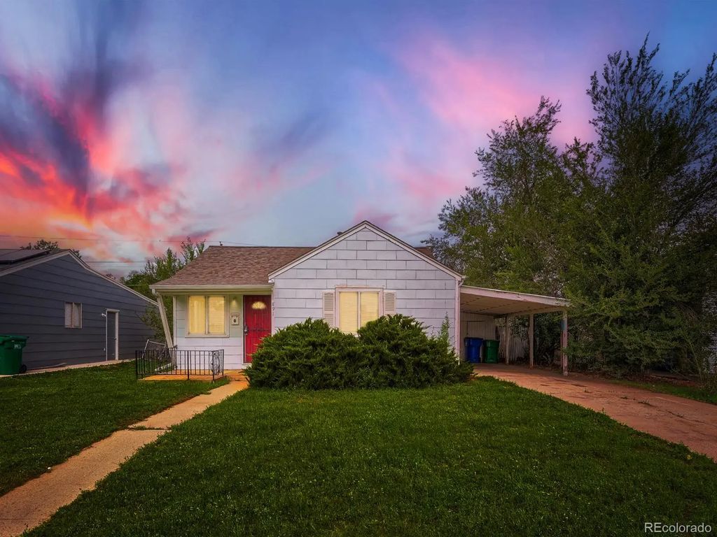 891 Lansing Street, Aurora