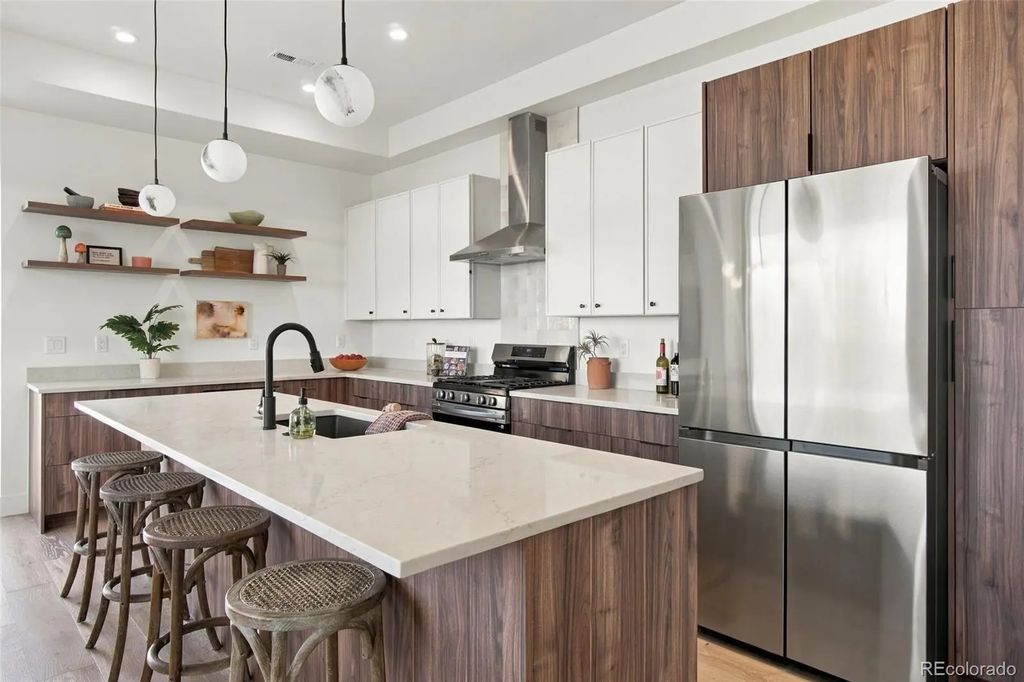 3658 S Galapago Street, Englewood