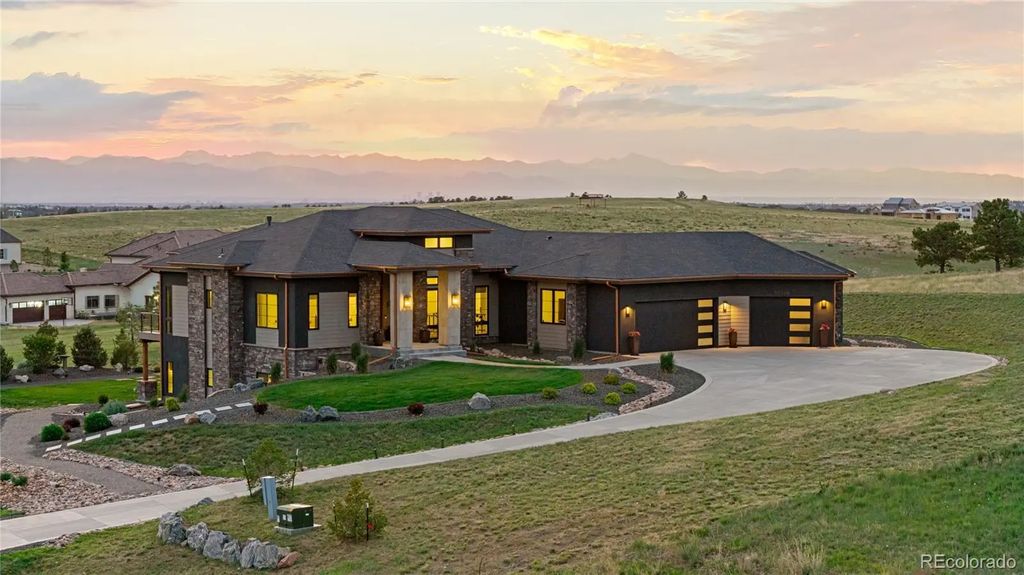 10689 Shadow Pines Road, Parker