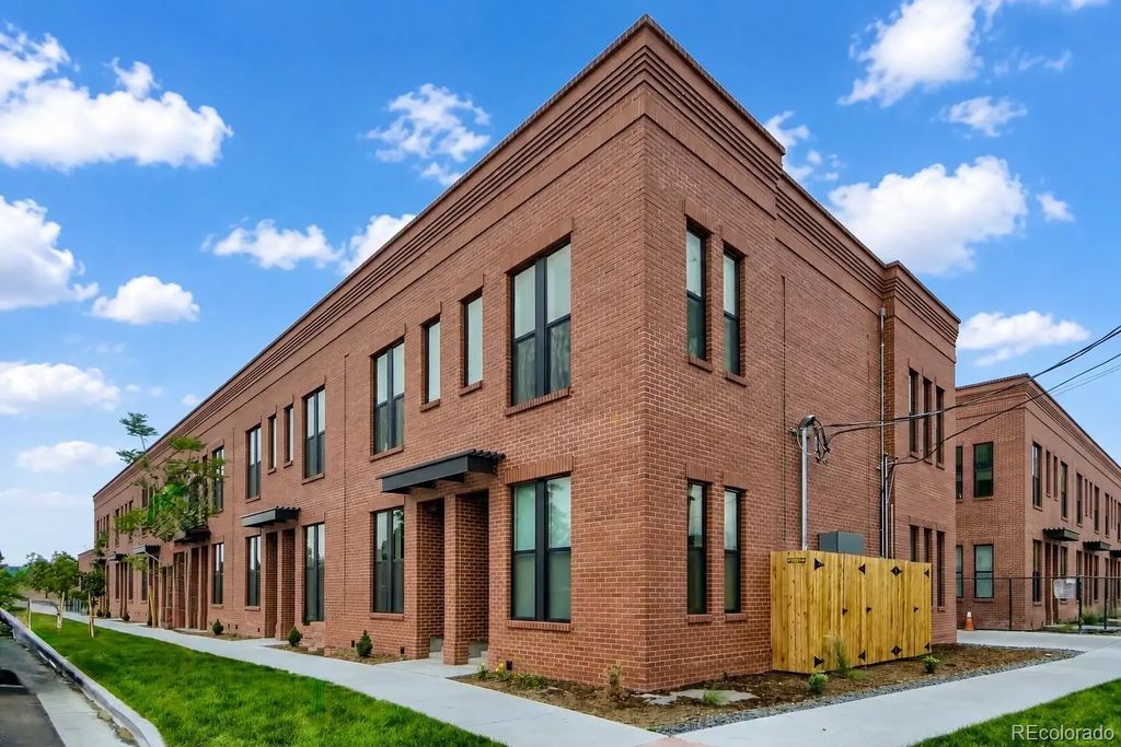 3314 Curtis Street, Denver