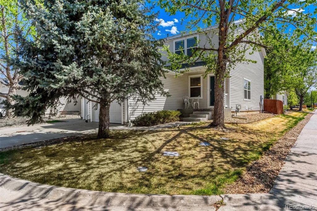 7846 S Kittredge Circle, Englewood