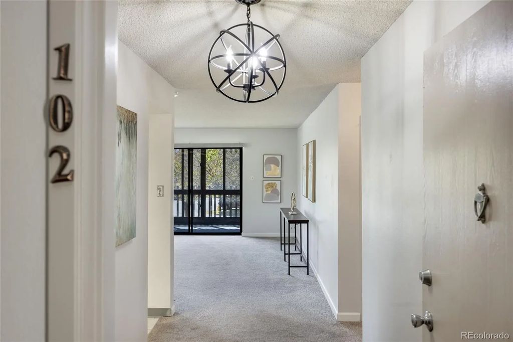 14050 E Linvale Place 102, Aurora