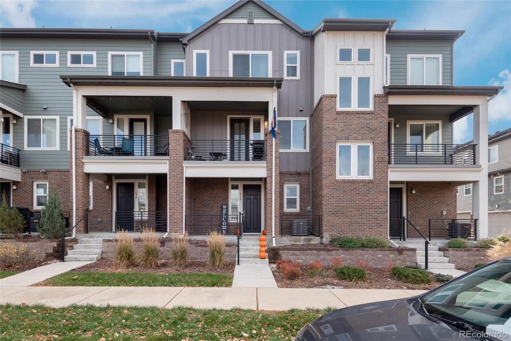 618 E Hinsdale Avenue, Littleton