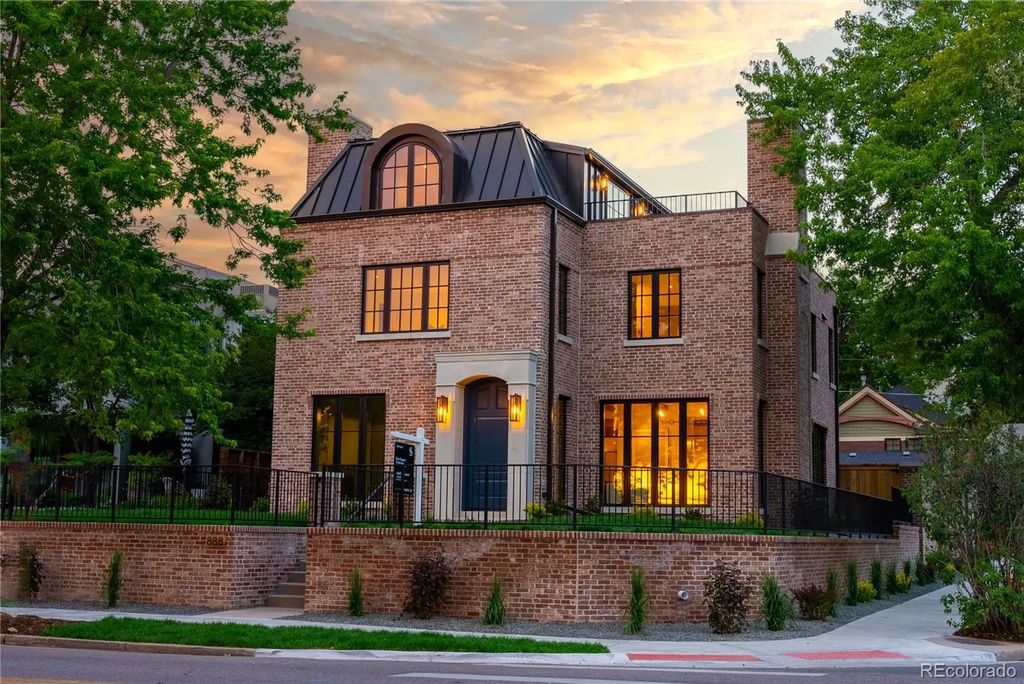 888 S Franklin Street, Denver