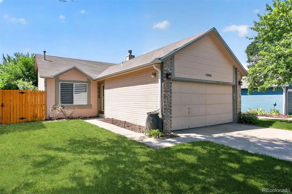 12816 E Wyoming Circle, Aurora