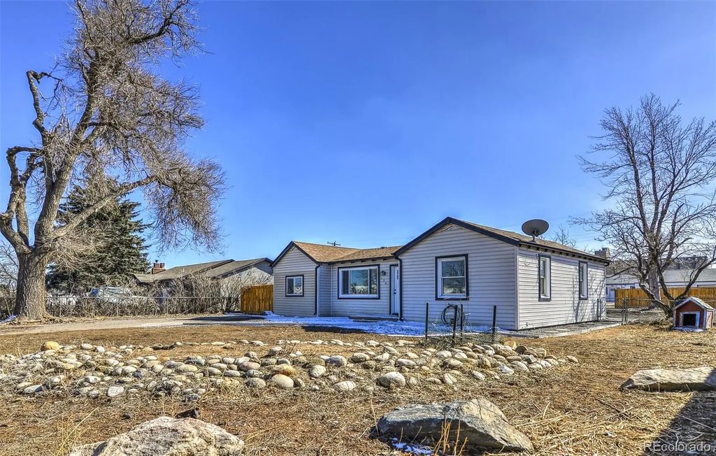 15360 W 44th Avenue, Golden