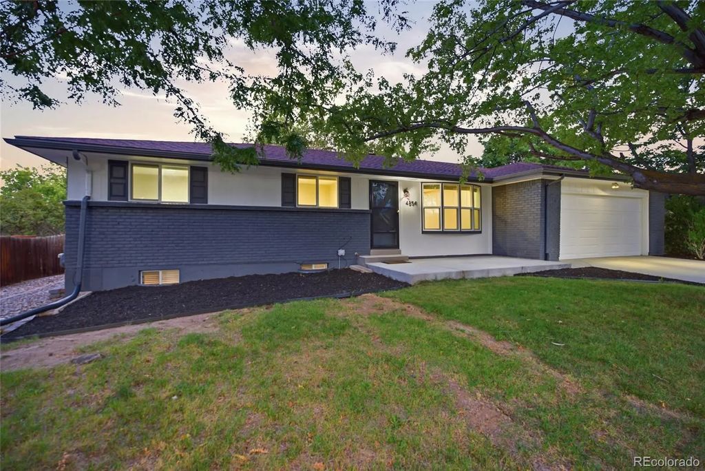 4854 S Parfet Street, Littleton