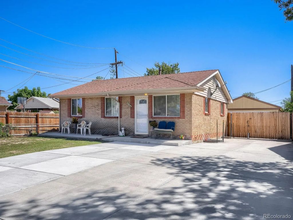6780 Kearney Street, Commerce City