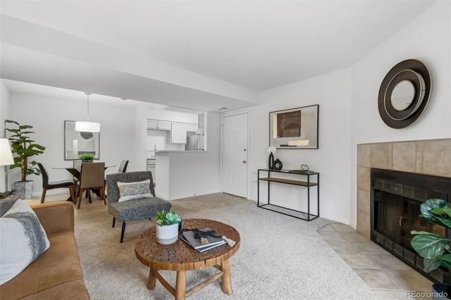 4658 White Rock Circle 7, Boulder