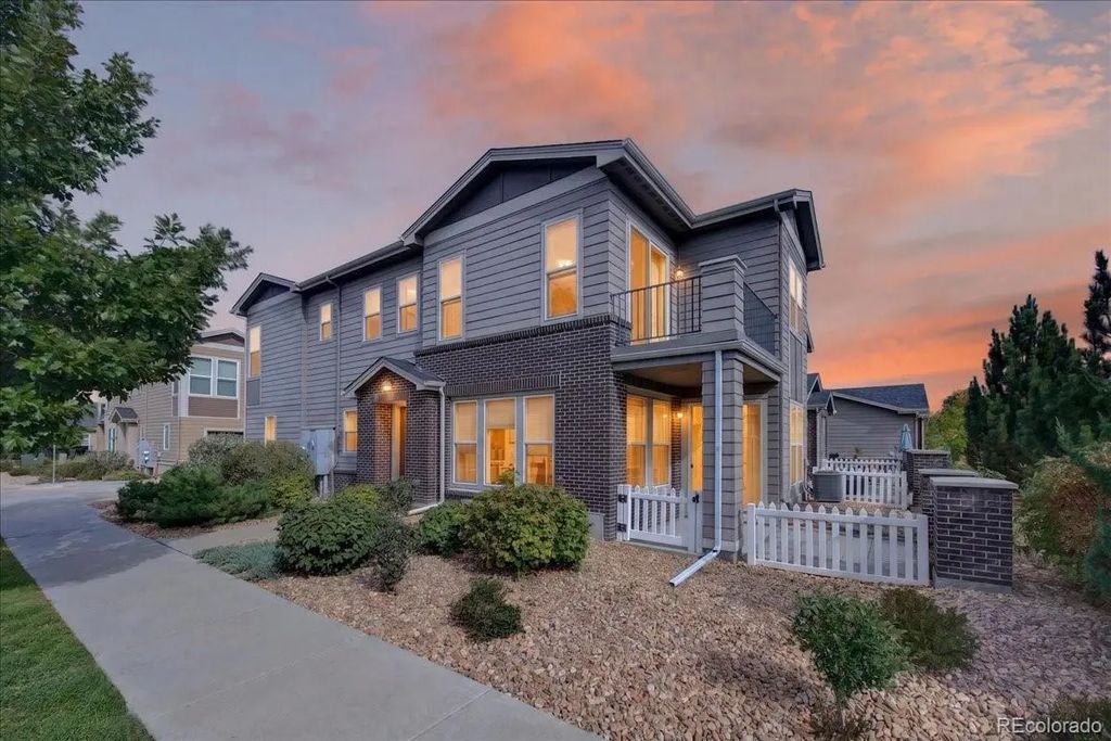 15441 W 64th Place A, Arvada