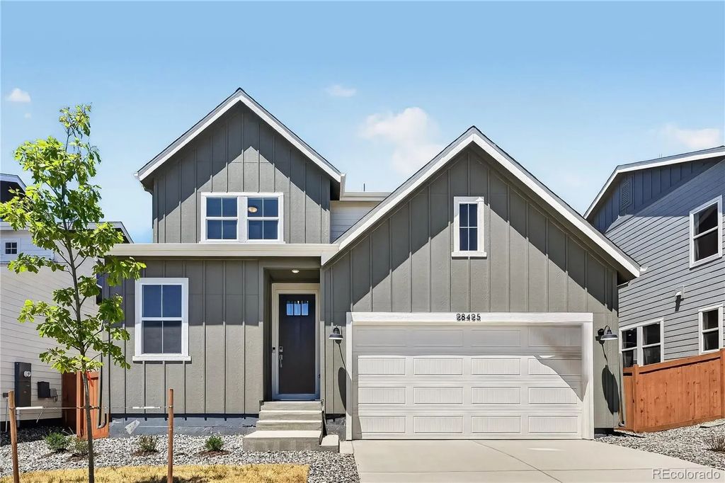28425 E 4th Avenue, Watkins