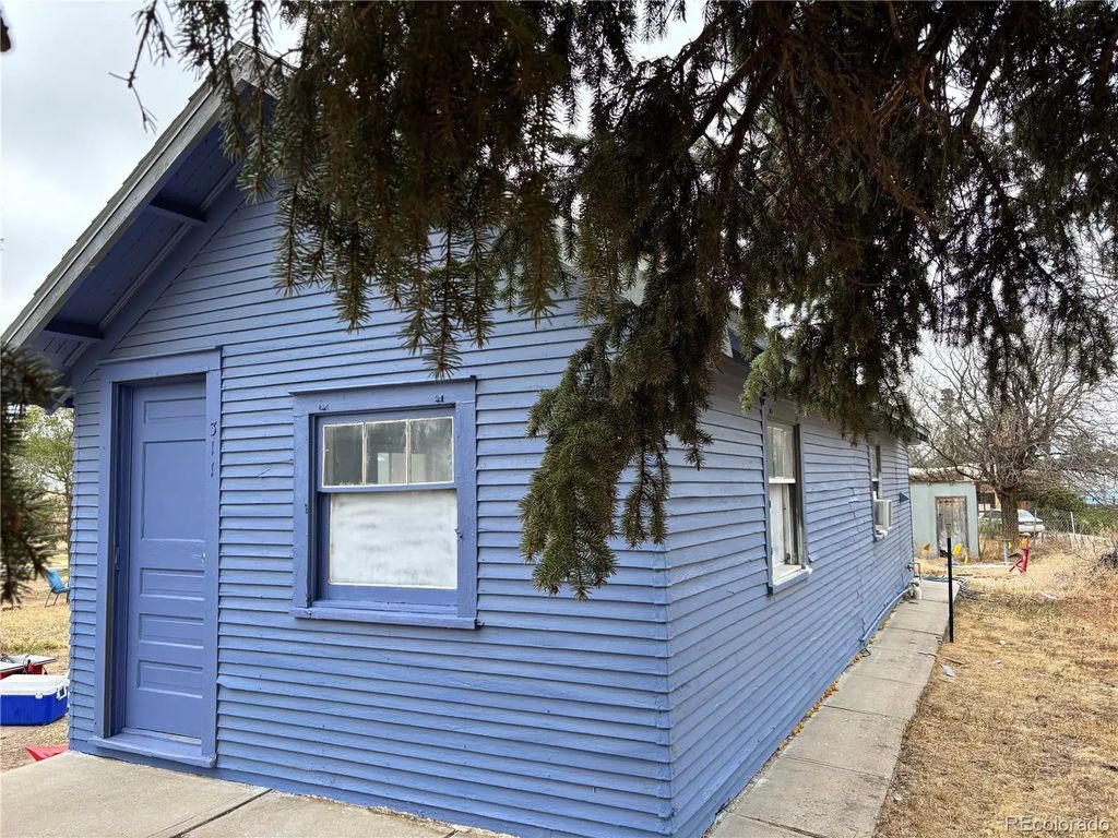311 Loveland Avenue, Flagler