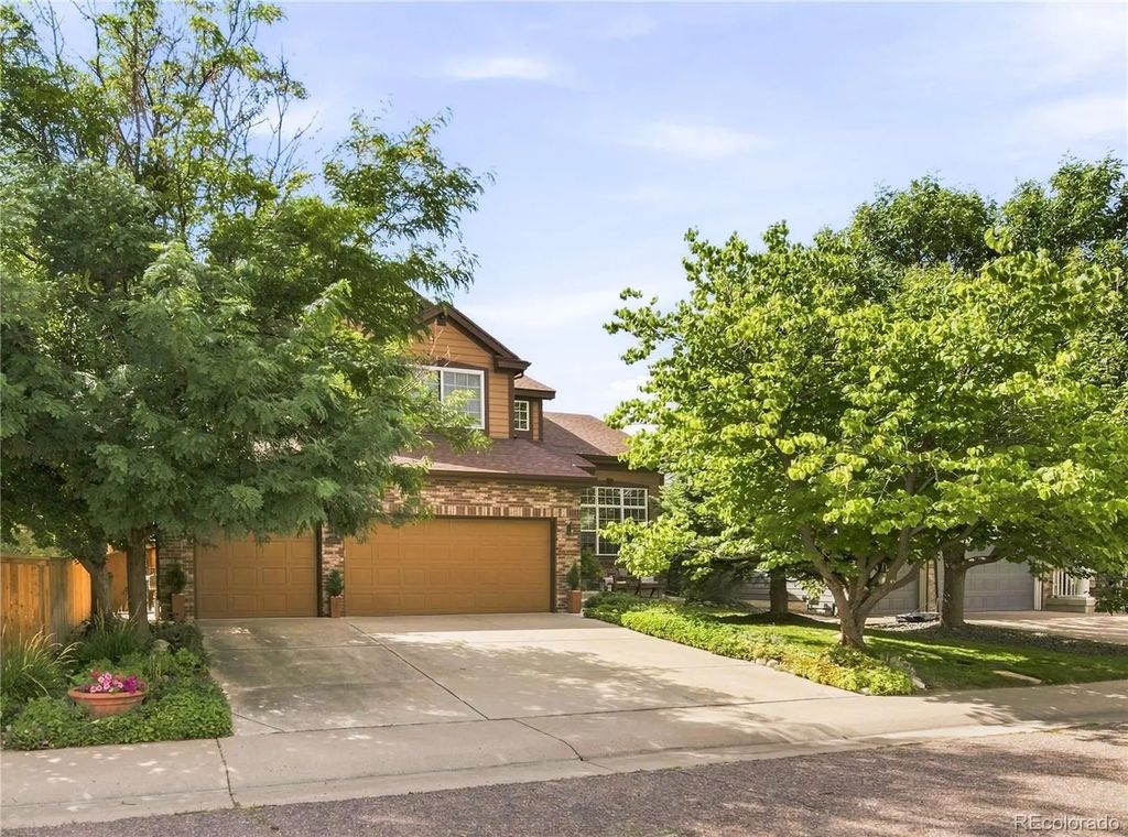 9723 Crowsley Court, Parker