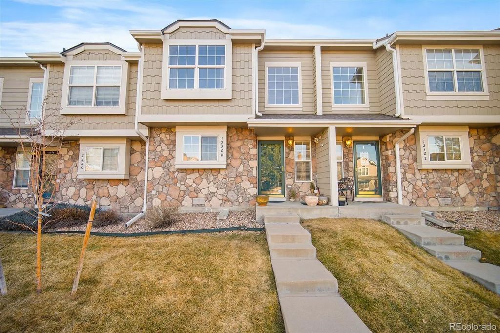 1232 S Waco Street D, Aurora