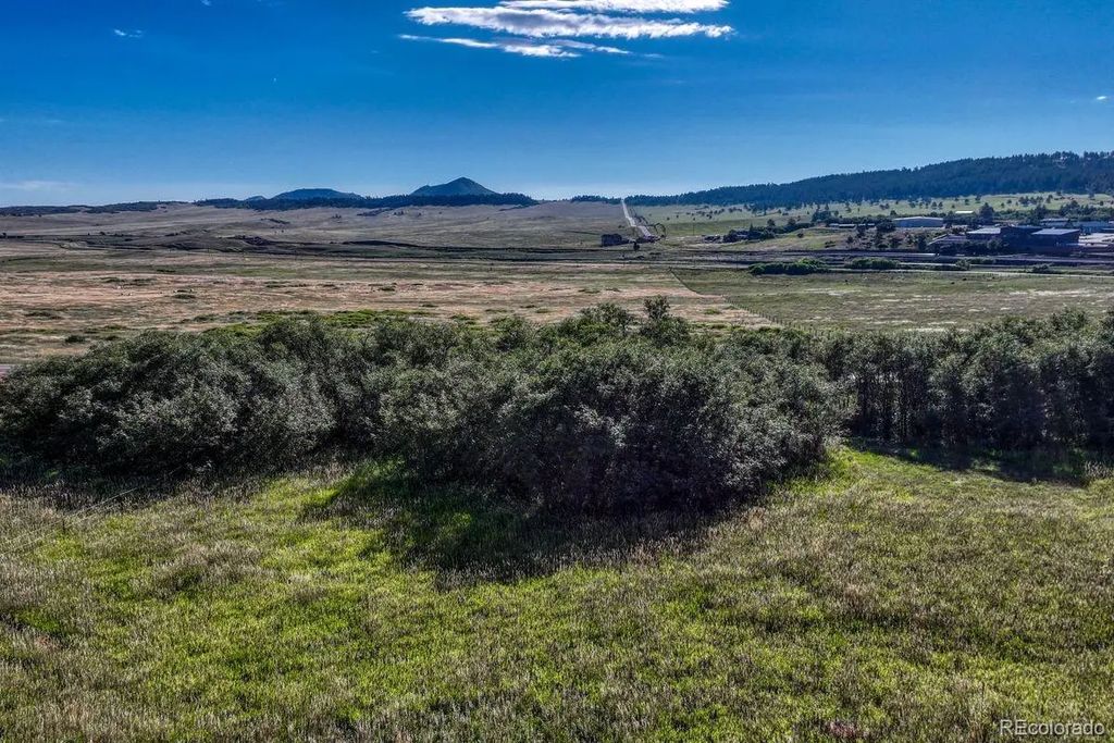 15989 S Perry Park Road, Larkspur